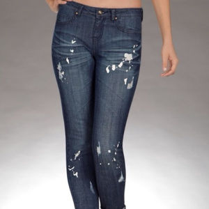 Boston Proper bleached Boyfriend Jeans